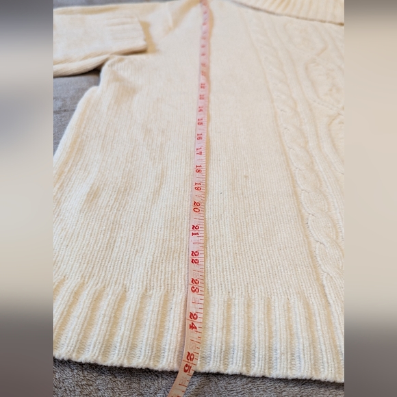 Tradition cream cowlneck sweater L - Picture 7 of 9